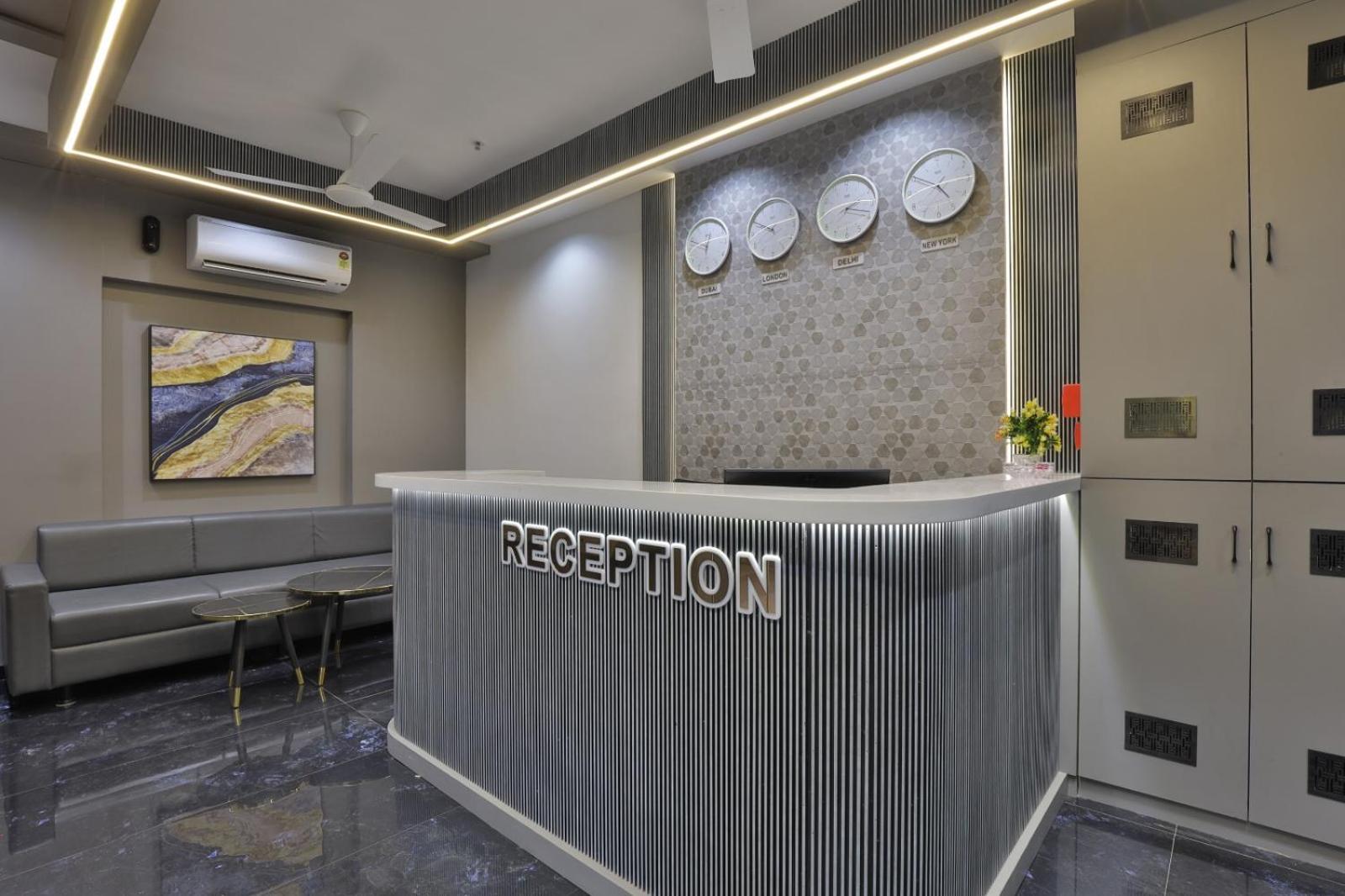 Hotel Legacy アーメダバード エクステリア 写真
